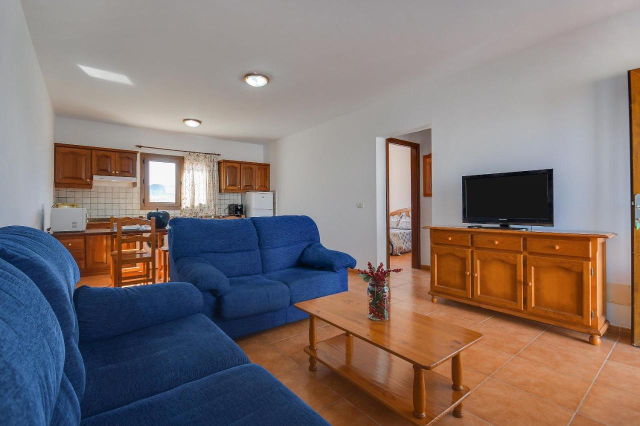 Apartamentos Flor Uno カレタ・デル・セボ エクステリア 写真